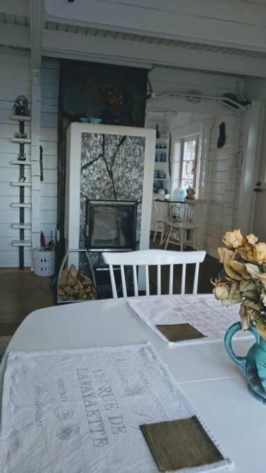 3 Bedroom Cottage With Sauna By The Sea Vaasa Ngoại thất bức ảnh